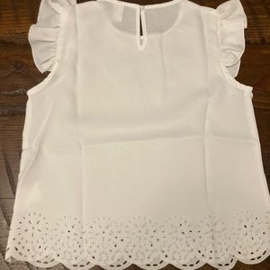 💚 SHEIN White Short Sleeve Top with Scalloped Bottom Kids 9Y NWOT